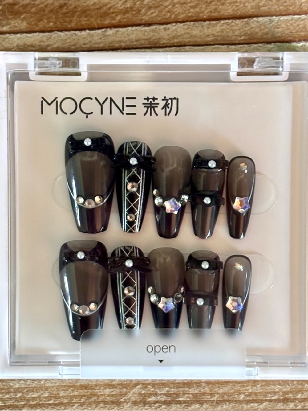 5 for $25 - MOCYNE Smoky Grey and Black Jeweled Press-On Nails